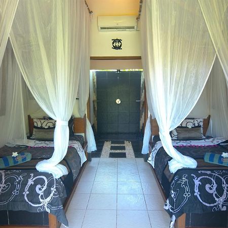 Chill Out Bungalows Gili Air Exterior photo